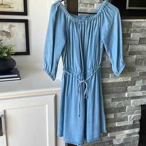 Splendid Chambray 3/4 sleeve Tie Dress. Off or on shoulder Style! SzM